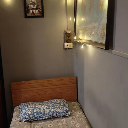 Calcutta Backpackers Homestay- For Travellers And Backpackers Room photo
