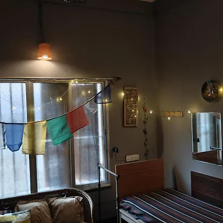 Calcutta Backpackers Homestay- For Travellers And Backpackers Exterior photo
